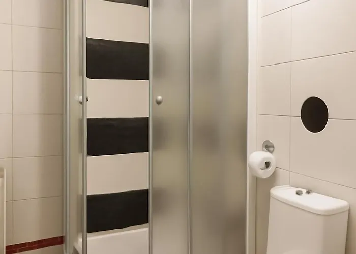 Z Garazem Blisko Lotniska Apartment Piaseczno (Masovia)